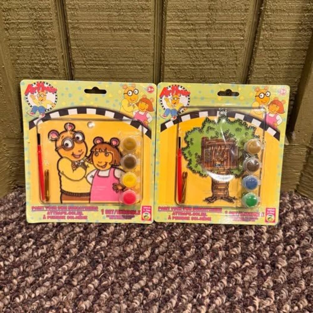 Arthur Paint Your Own Suncatchers Set of 2